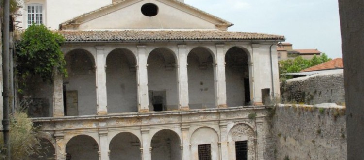 Spoleto - complesso anfiteatro